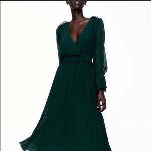 Zara pleated MIDI deep green Dress